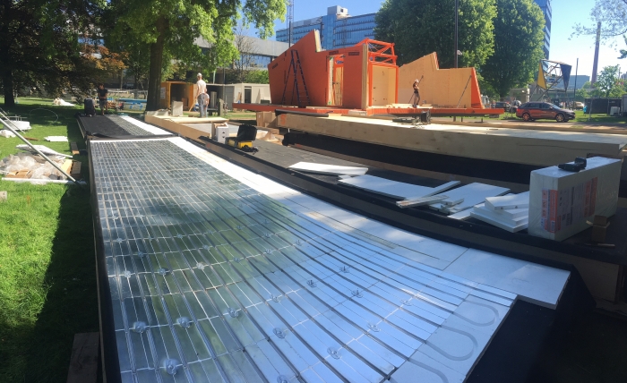 productie BIPVT dakpanelen